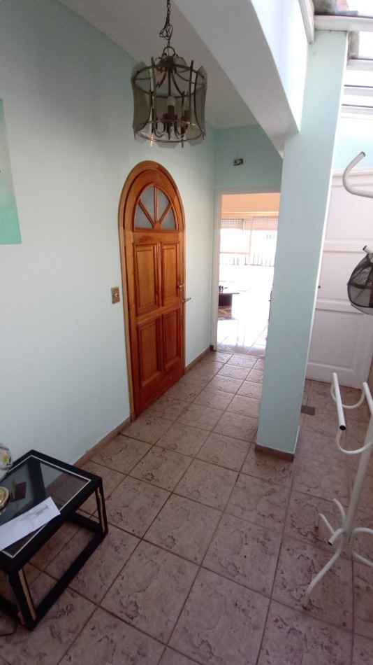 VENTA DEPTO PISO 5 AMBIENTES.AV.COLON.MDP
