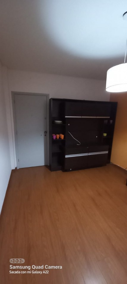 venta departamento 2 ambientes con hab.de servicio