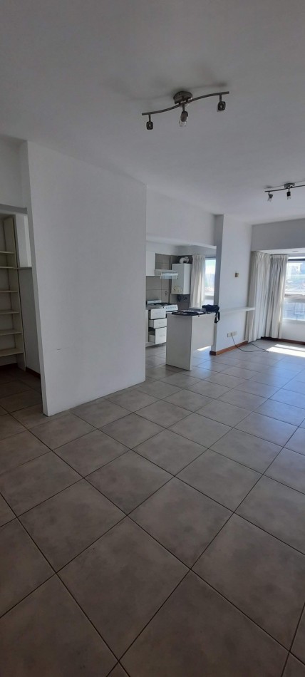 Venta departamento 2 amb c/cochera