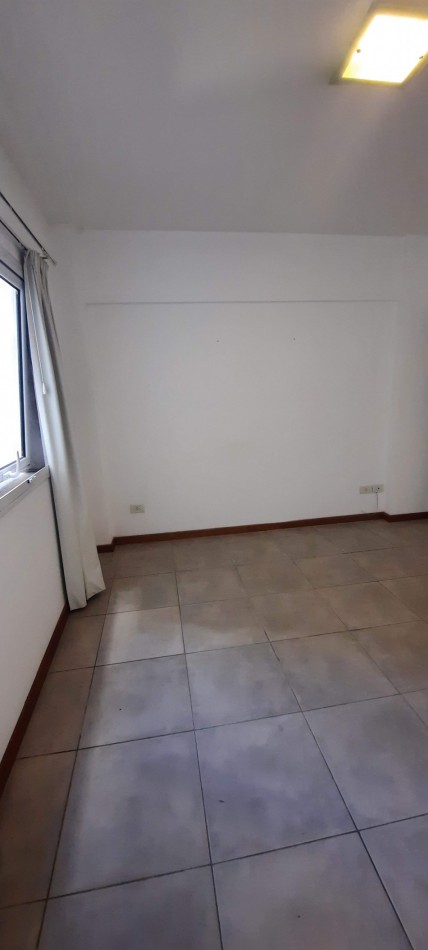 Venta departamento 2 amb c/cochera