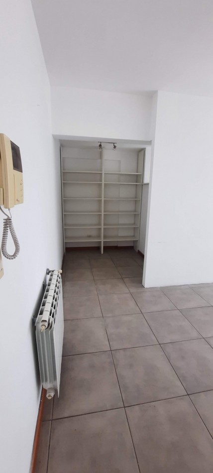 Venta departamento 2 amb c/cochera